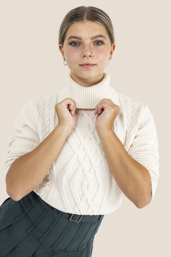 CABLE KNIT SWEATER